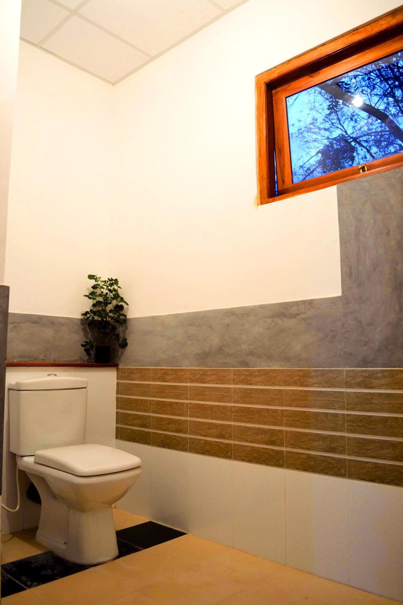 Pelican View Cottages Катарагама Екстериор снимка
