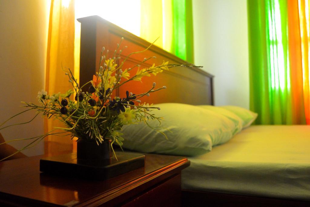 Pelican View Cottages Катарагама Екстериор снимка